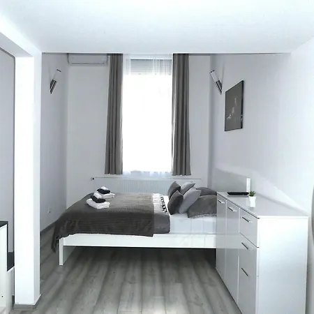 Apartment Belvarosi *
